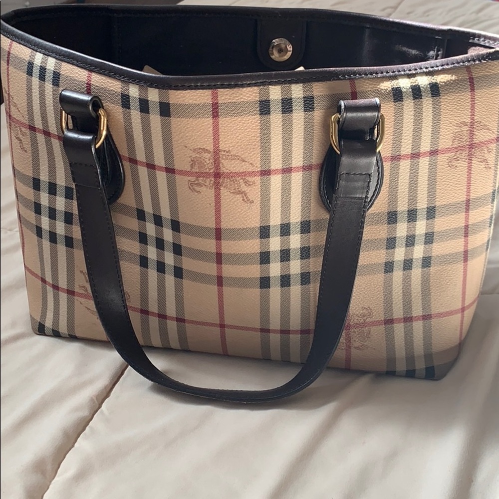 Burberry bag final price drop